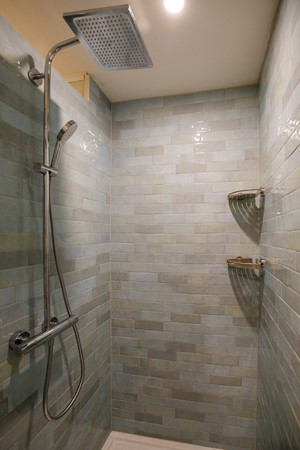 Benedendorpsstraat 28a-badkamer-4.jpg